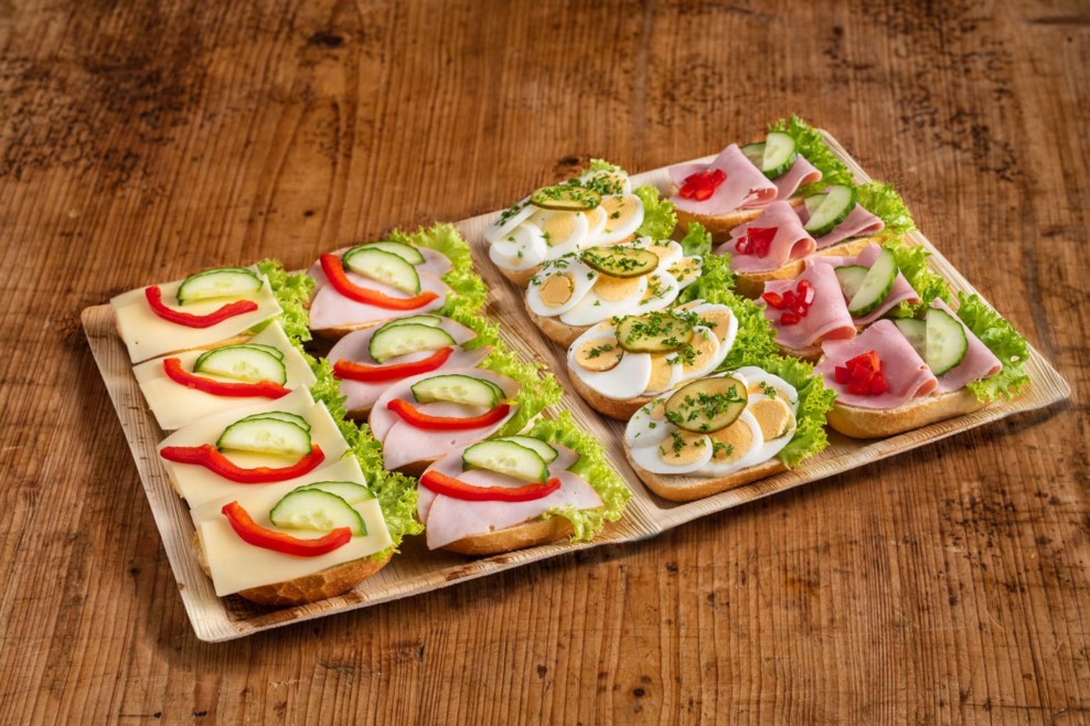 16er Baguette Schnittchen Platte - Catering online bestellen und genießen