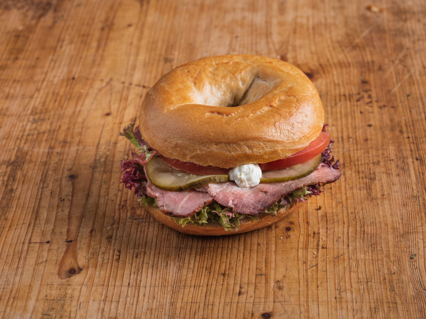 Bagel mit Roastbeef - bärlifood Business Catering