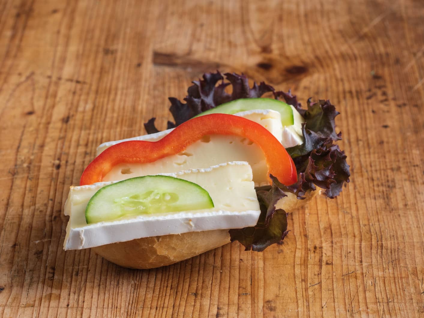 Brötchen mit Camembert online bestellen - bärlifood Business Catering
