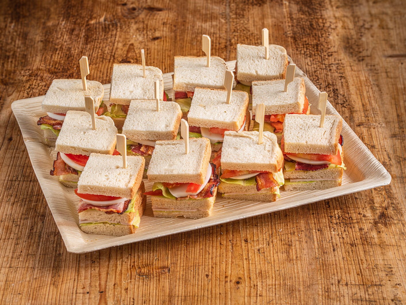 12er Mini Club Sandwich Platte - bärlifood Business Catering