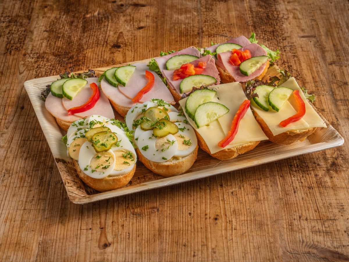 Belegte Brötchen, Schrippen, Schnittchen - bärlifood Business Catering