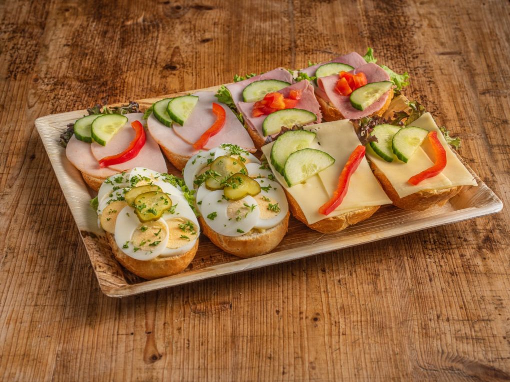 Belegte Brötchen, Schrippen, Schnittchen bärlifood Business Catering