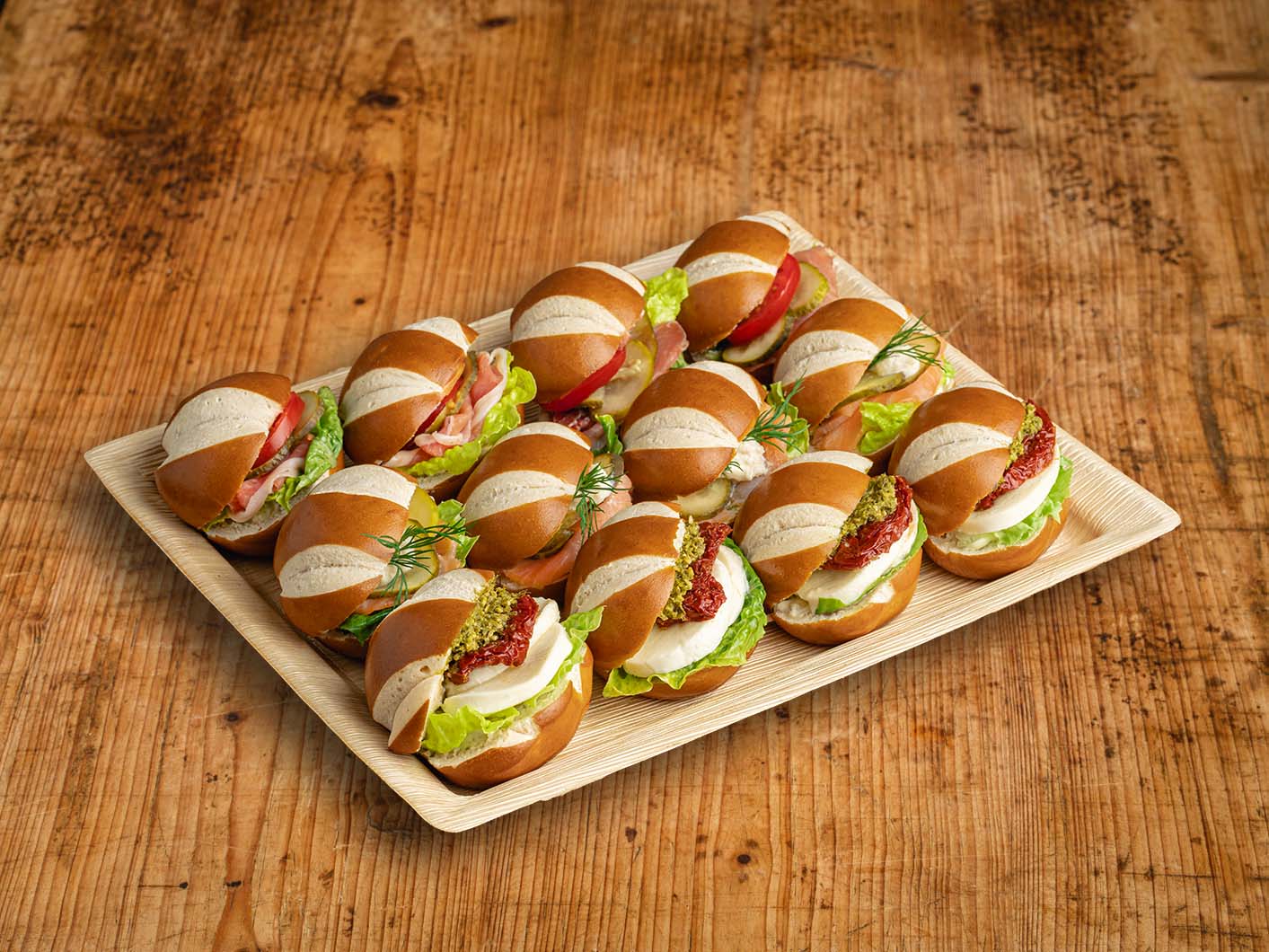 12er Mini Laugen Sandwich PREMIUM - bärlifood Business Catering