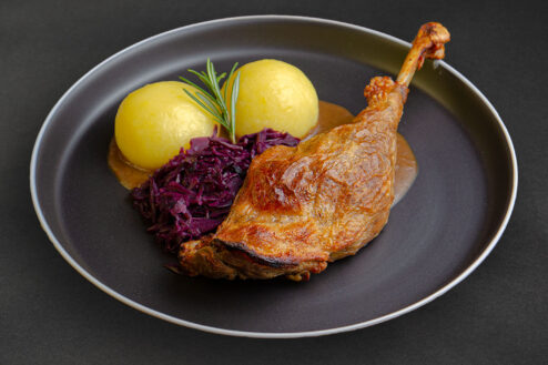 Gänsekeule-Rotkohl-Knödel