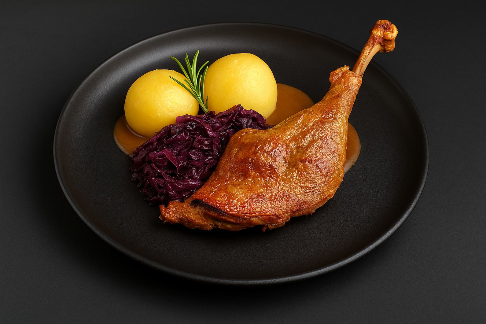 Gänsekeule | Rotkohl & Bio-Knödel