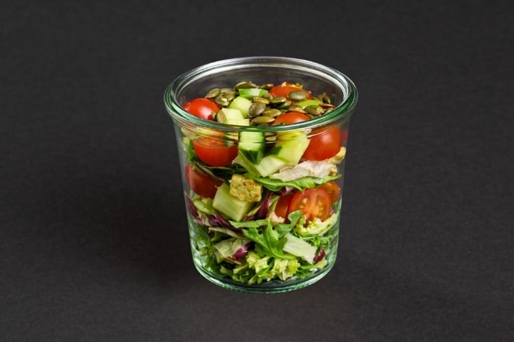 Gartensalat als frisches Catering Gericht in Berlin für Business Events